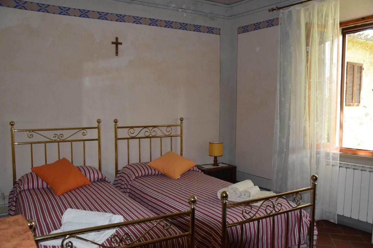 Borgo Vecchio Hotel Montalcino Bagian luar foto