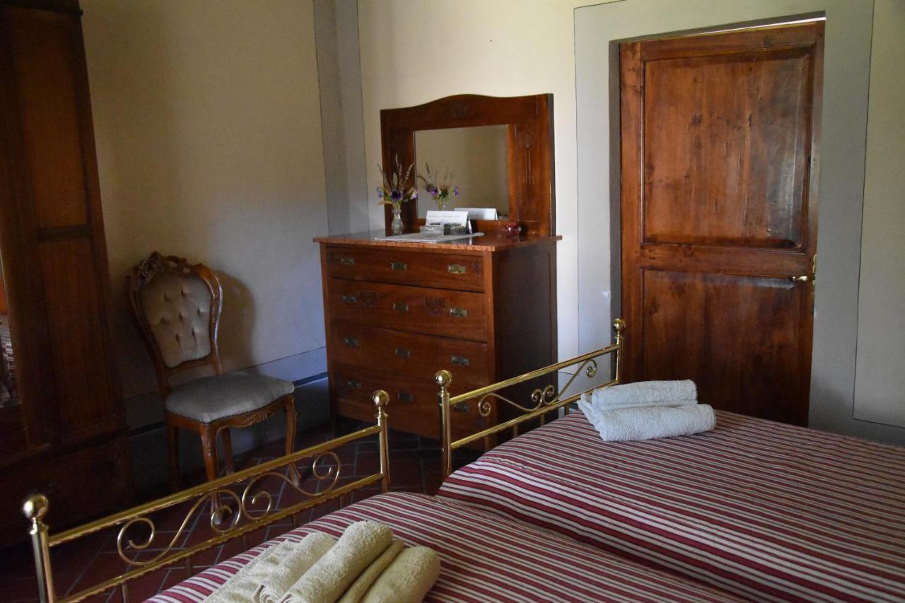 Borgo Vecchio Hotel Montalcino Bagian luar foto